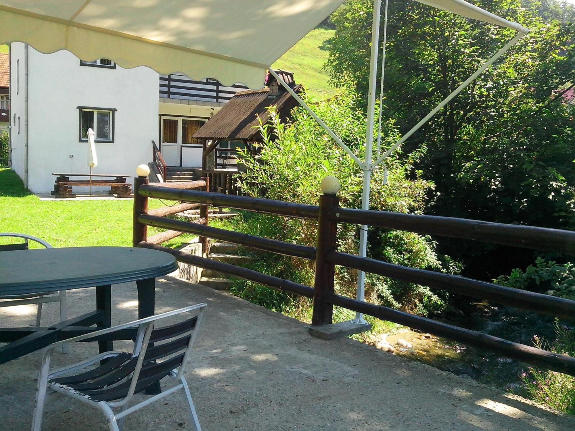 Vila Doina Branului Bran  Luaran gambar