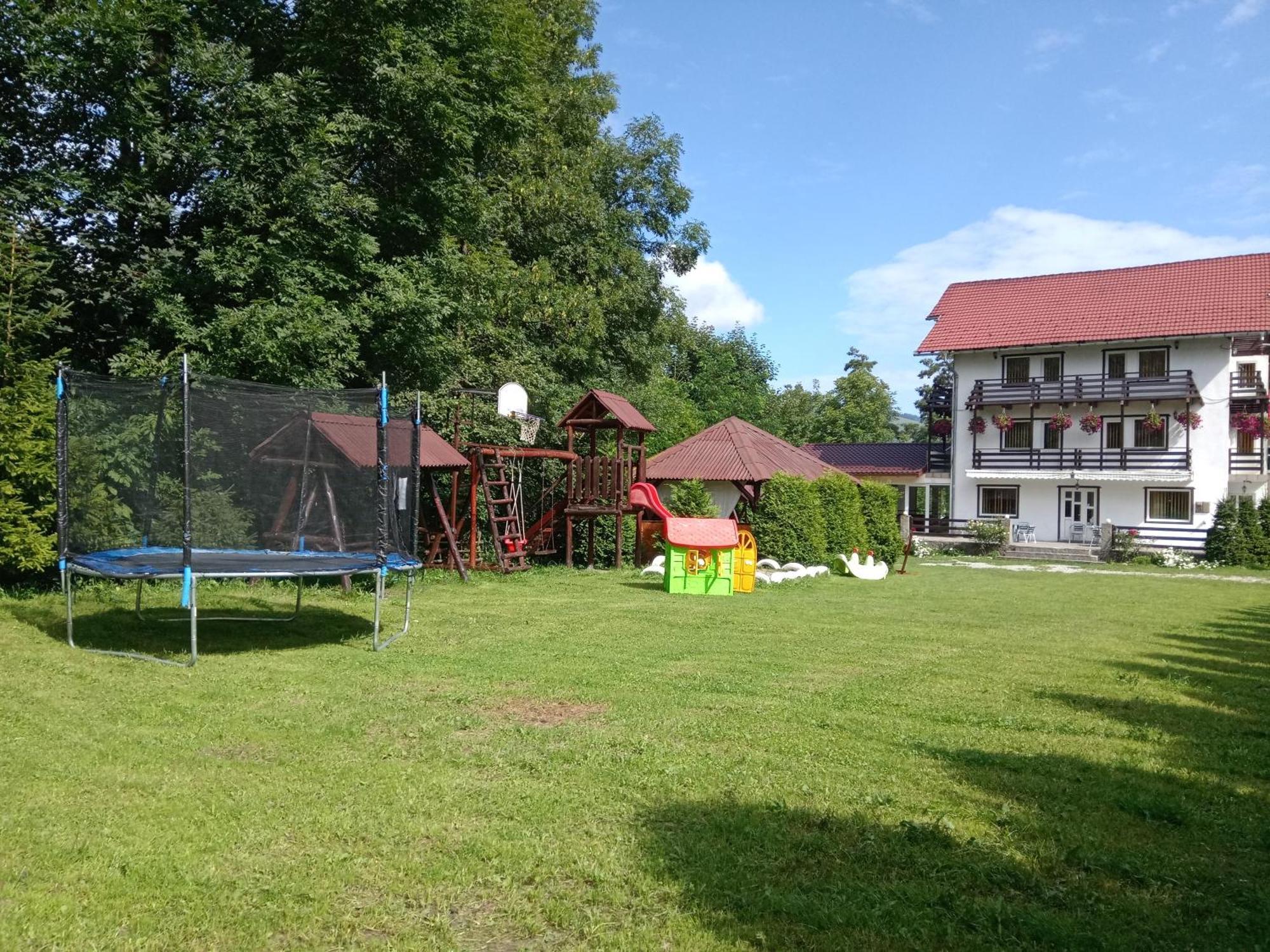 Vila Doina Branului Bran  Luaran gambar